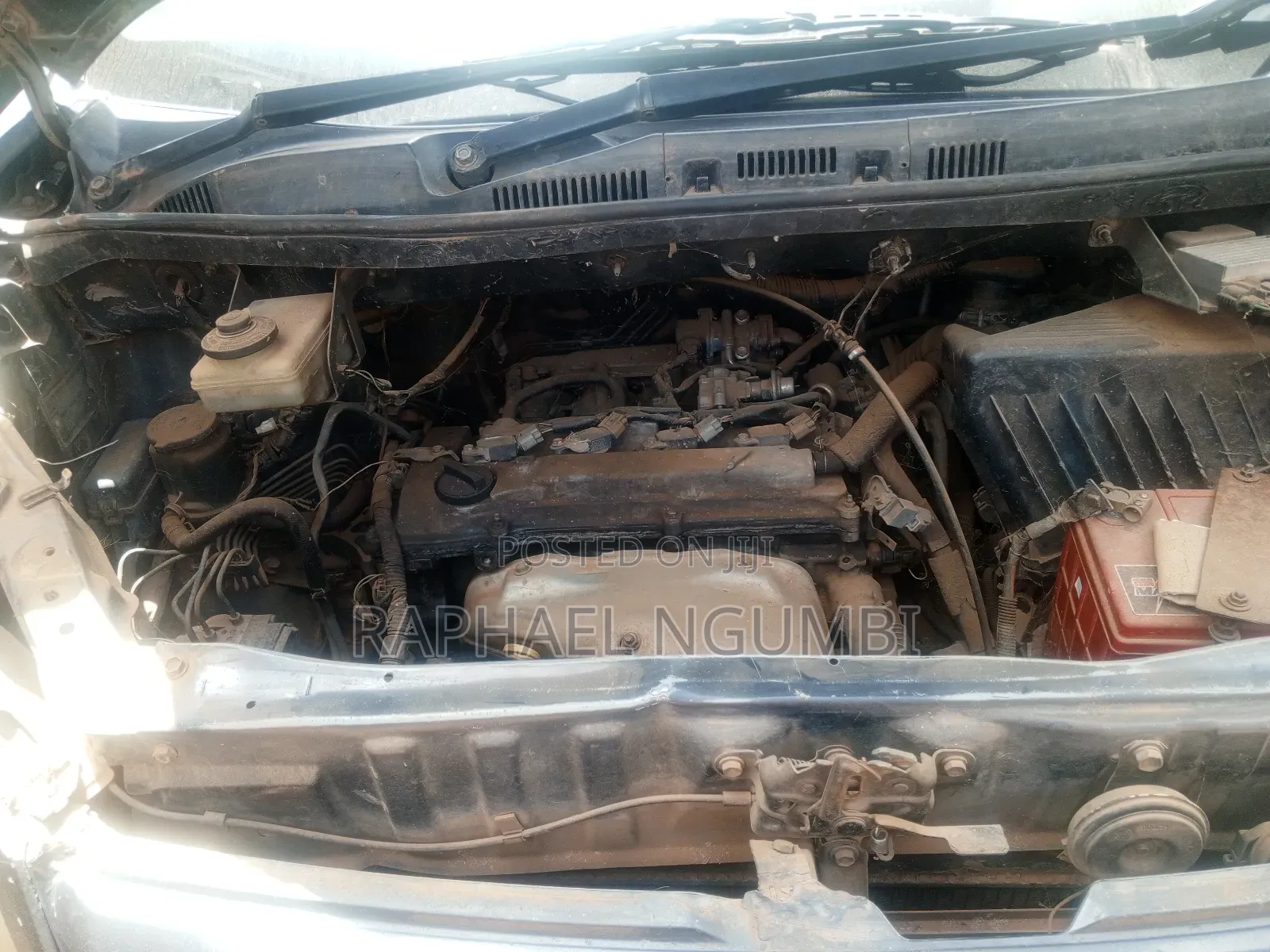 Toyota Noah 2004 Silver