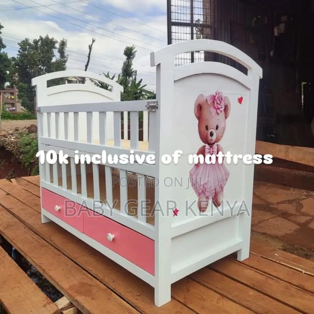 Princess Baby Cot - thumbnail 2