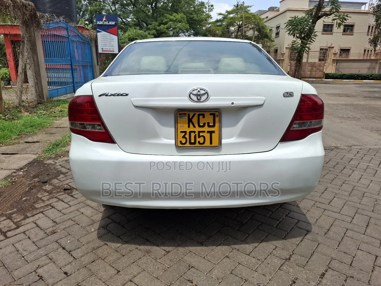 Toyota Axio 2010 White