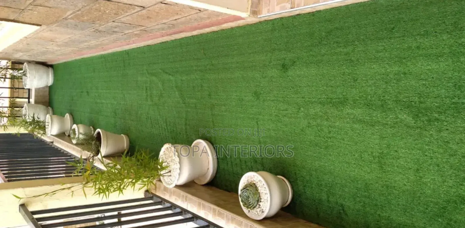 Balcony Floor Decor Foot Friendly Artificial Green Turfgrass