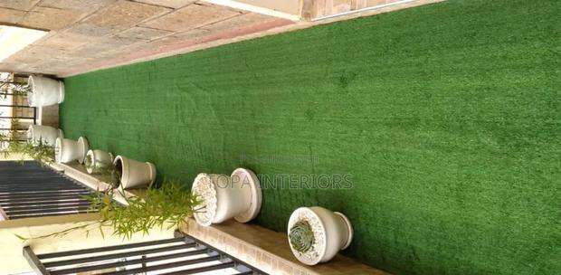 Balcony Floor Decor Foot Friendly Artificial Green Turfgrass