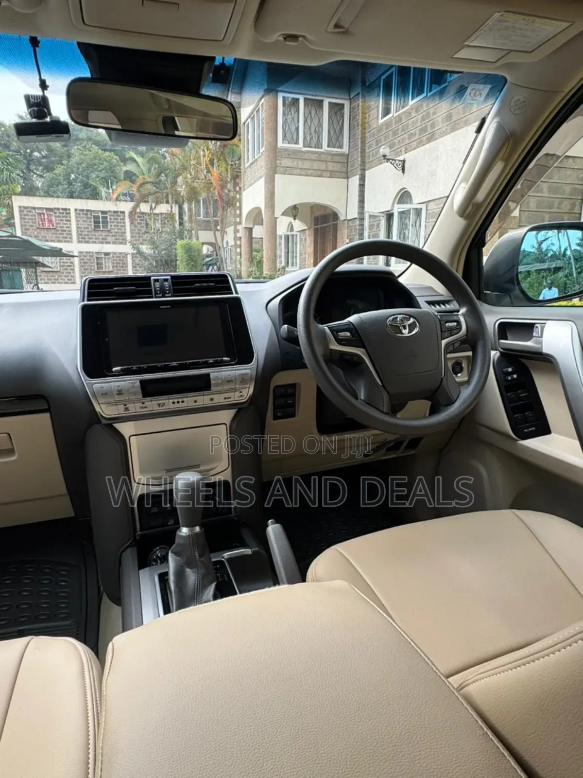 Toyota Land Cruiser Prado 2.8 2019 White
