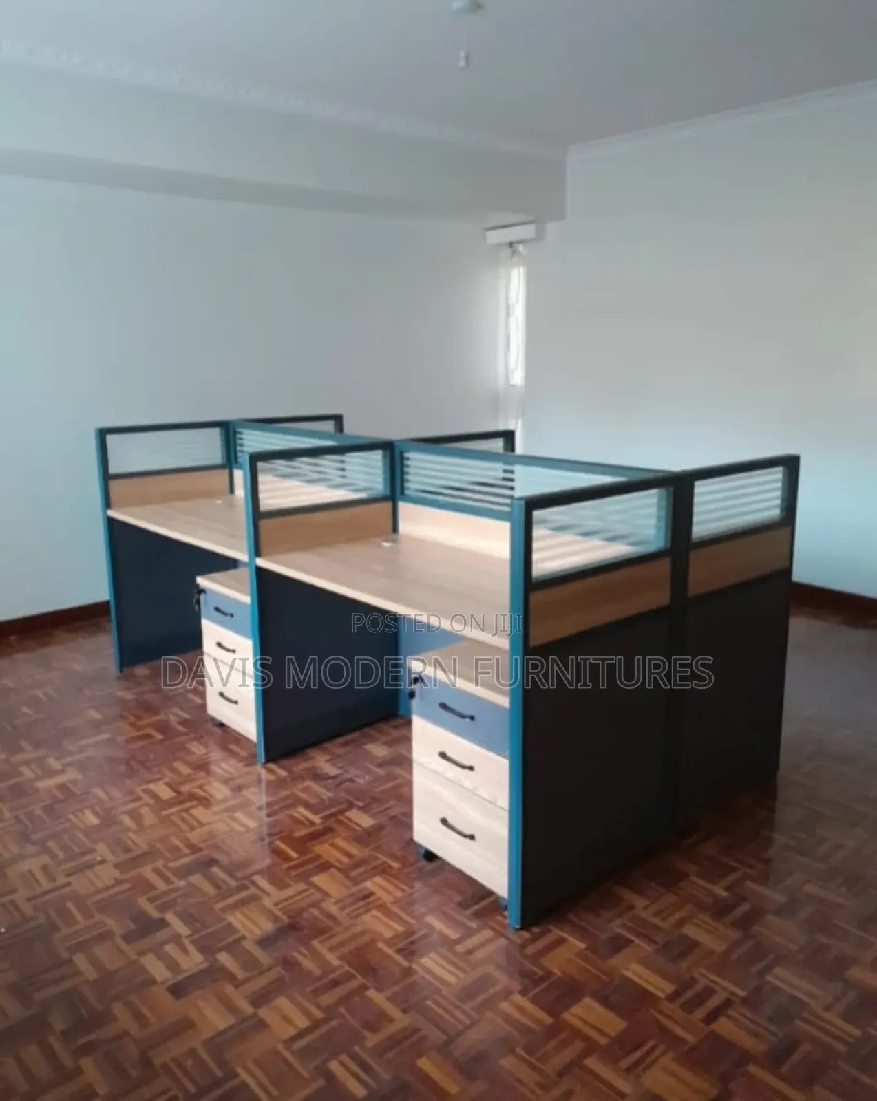 Office Working Station