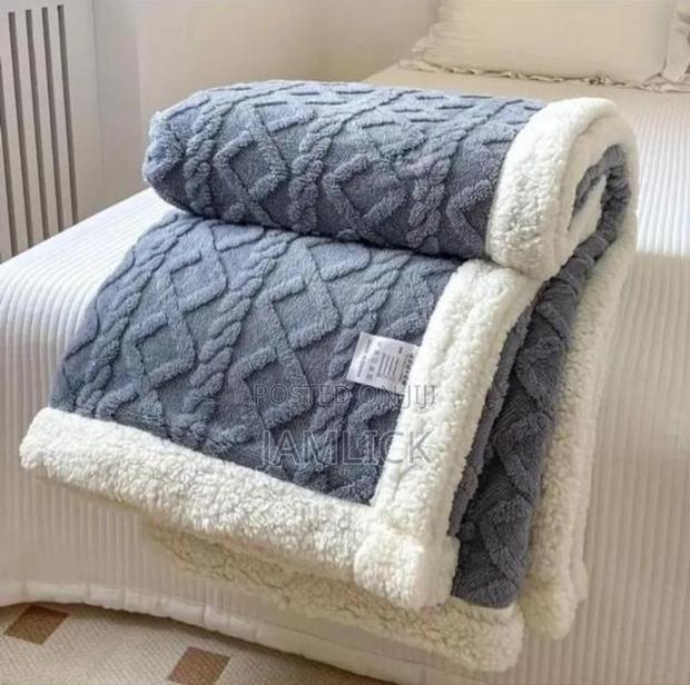 Luxury Shapper Fleece Blanket - Sv - thumbnail 6