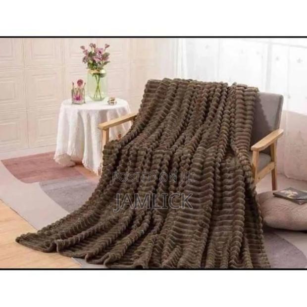 Velvet Fleece Blanket (Plain With Stripes) - Sv - thumbnail 2