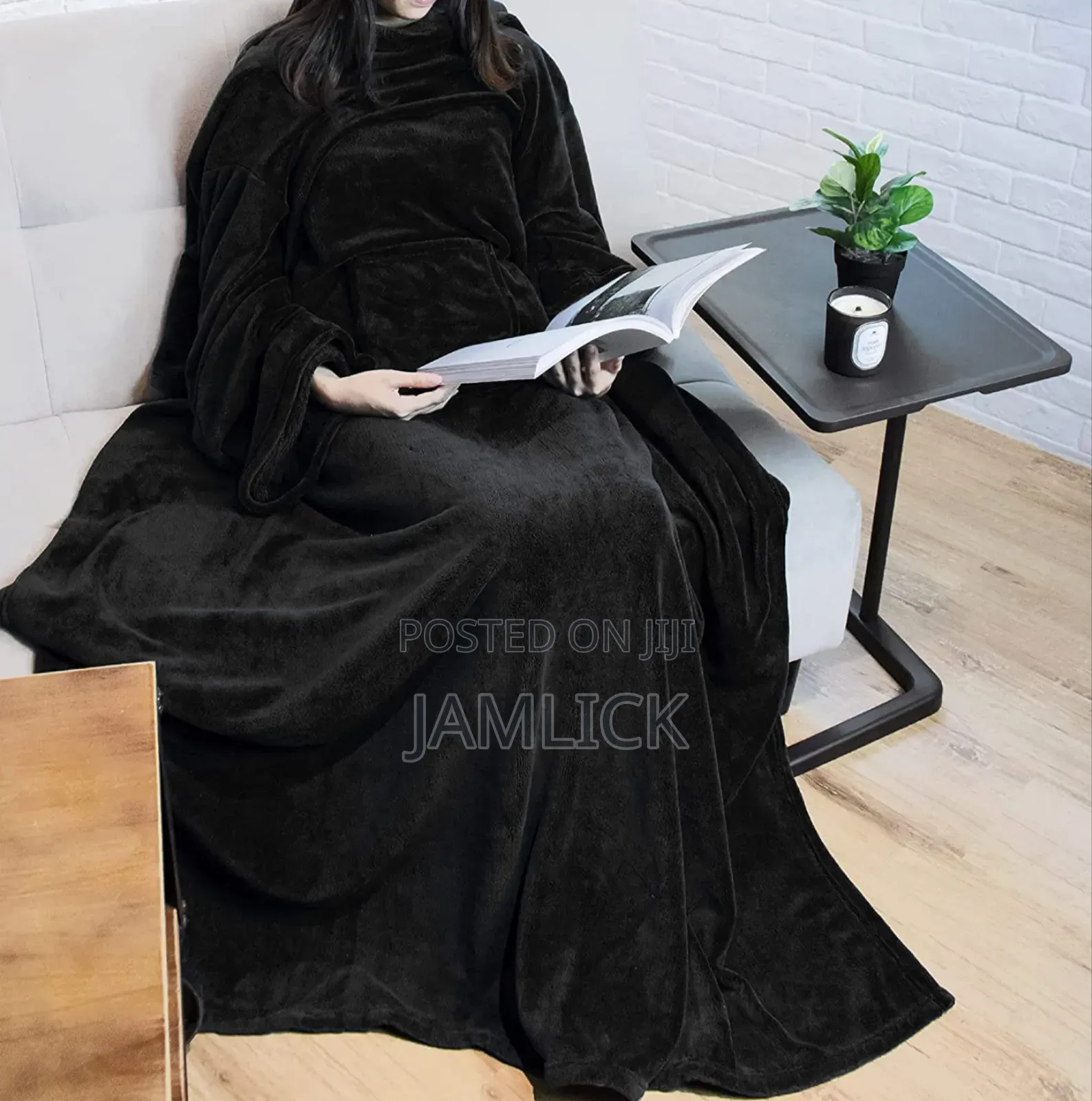 Premium Snuggie Fleece Blanket With Sleeves Kangaroo Pocket - Dh