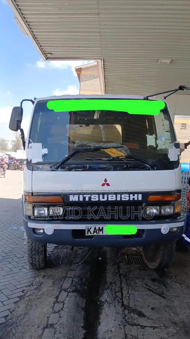 Mitsubishi Fuso Exhauster - main view