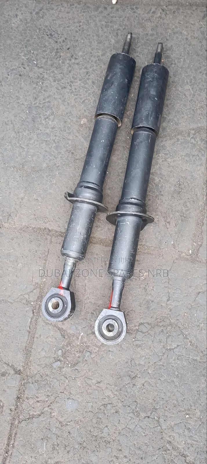 Front Shocks V8 200-series.