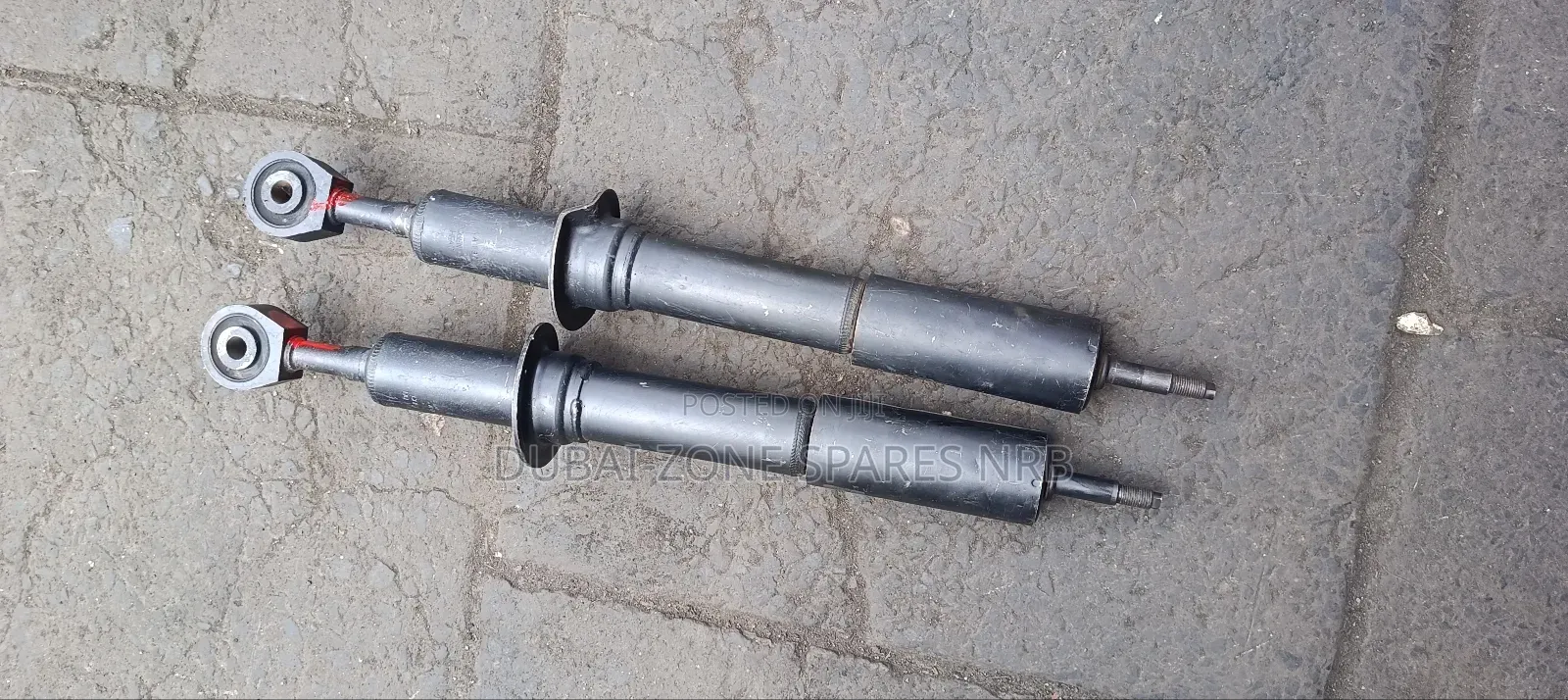 Front Shocks V8 200-series.