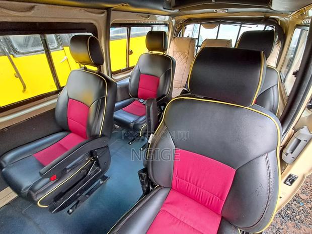 Toyota HiAce 2008 Beige - thumbnail 7