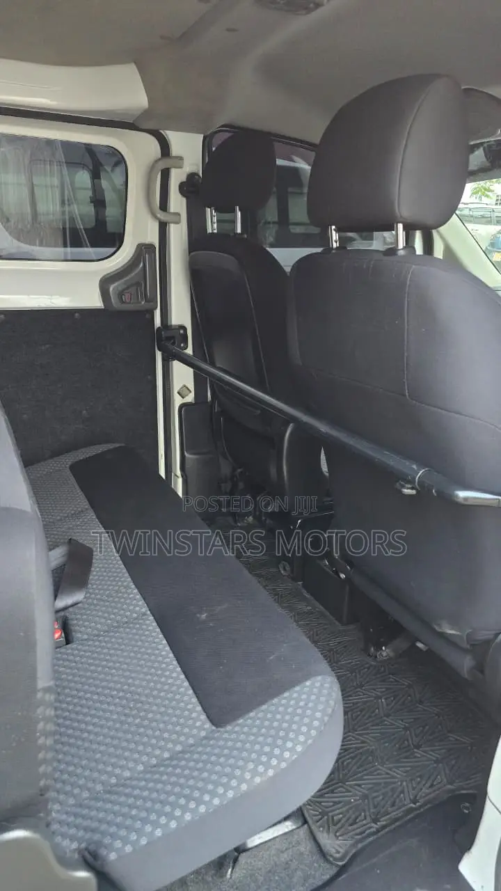 Nissan NV200 SV 2017 White