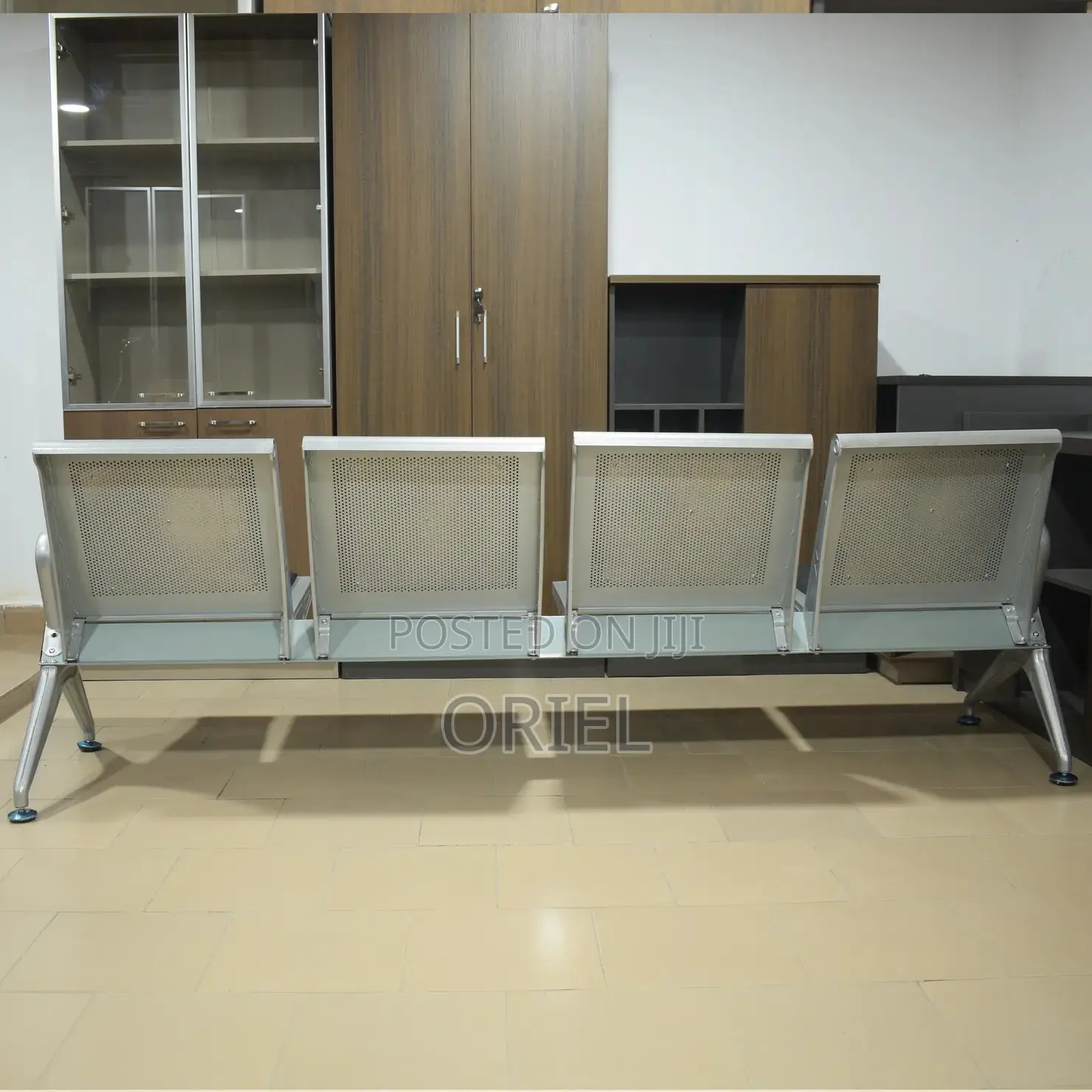 Office Bench : 4-Link Heavy Duty Reception Bench