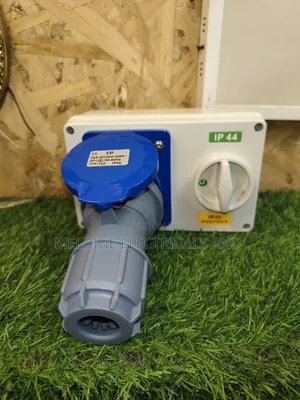 Interlock Isolator Switch 3pin 32a