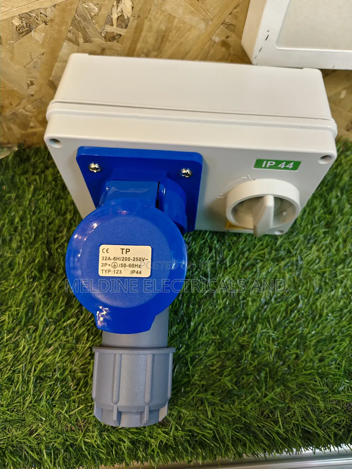 Interlock Isolator Switch 3pin 32a