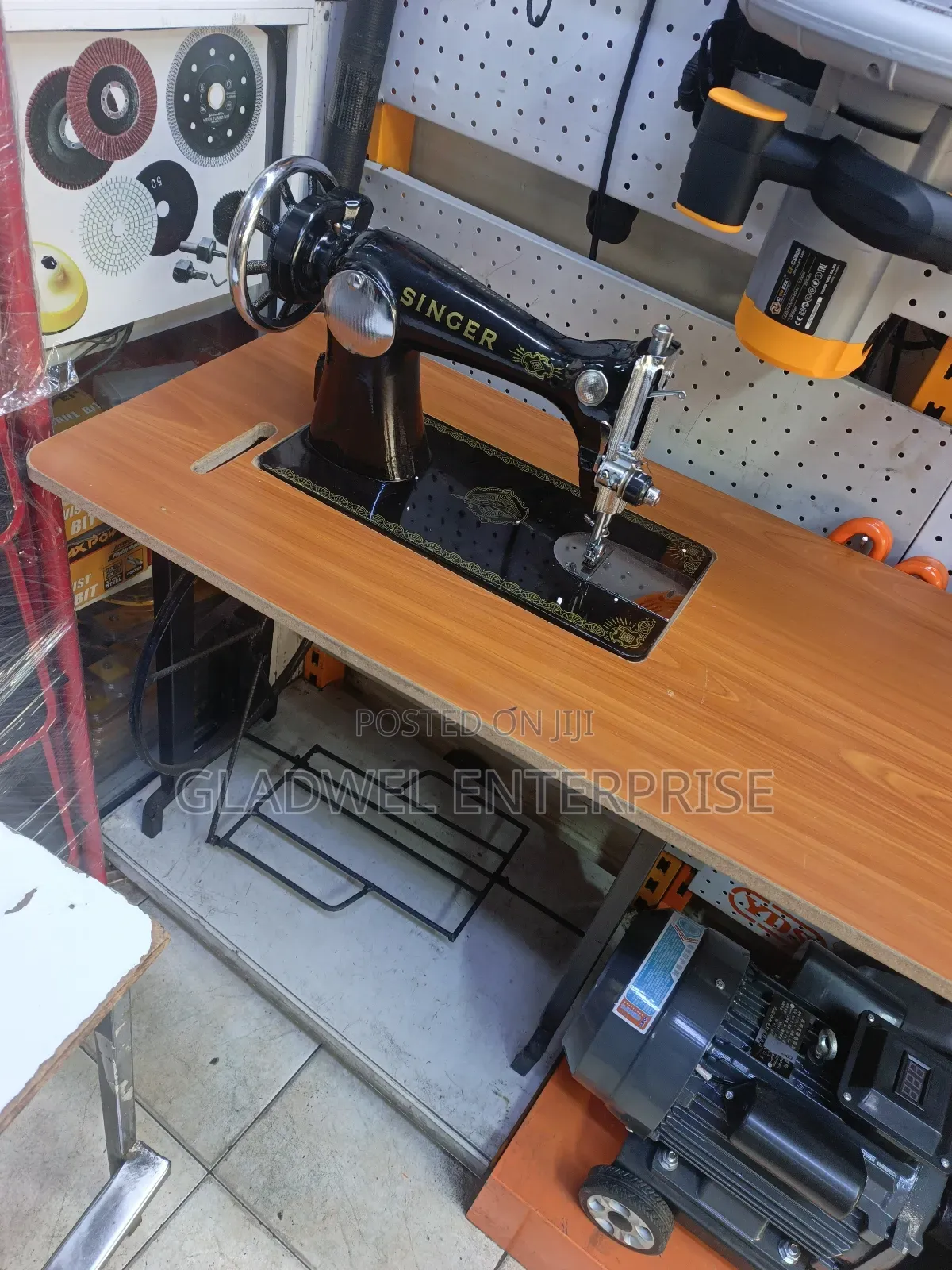 Highly Recommend Singer Sewing Machine