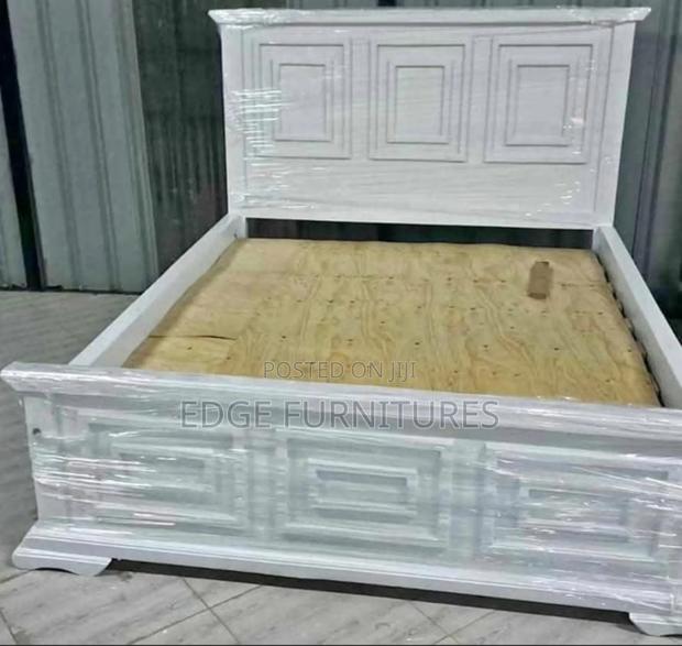 White 5by6 Bed for Sale - thumbnail 2