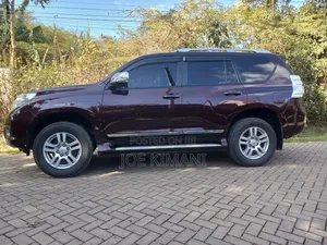Toyota Land Cruiser Prado 2011 Maroon
