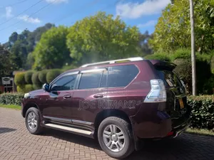 Toyota Land Cruiser Prado 2011 Maroon