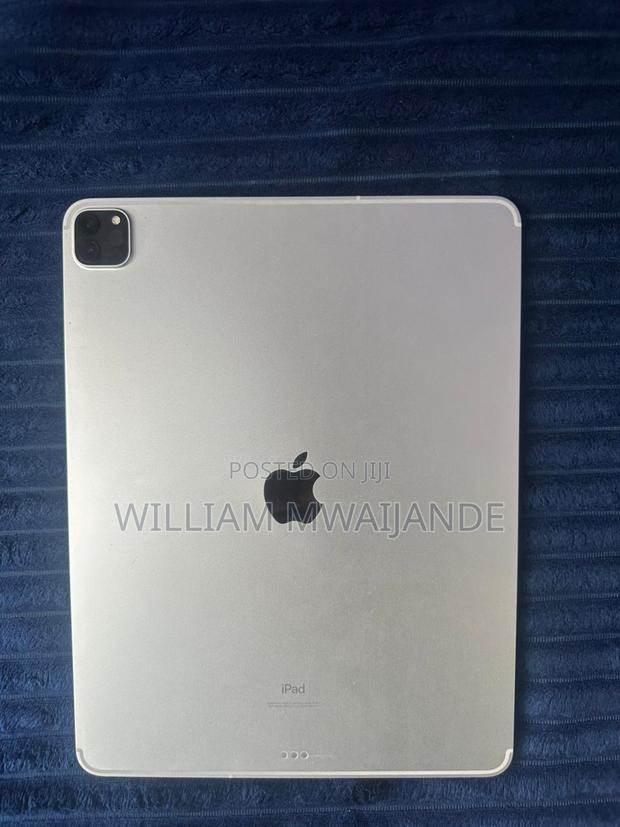 Apple iPad Pro 12.9 (2020) 128 GB Silver - thumbnail 4
