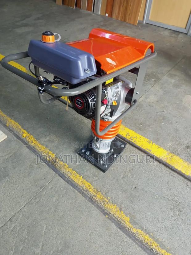 Kangaroo Rammer Compactor