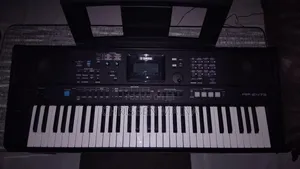Keyboard PSR-E473