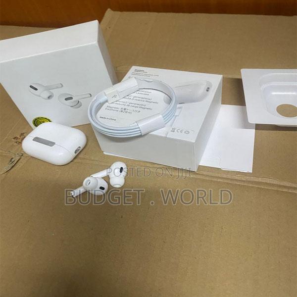 Bluetooth Pro 2 Type-C Earphones – Long Battery Life - main view