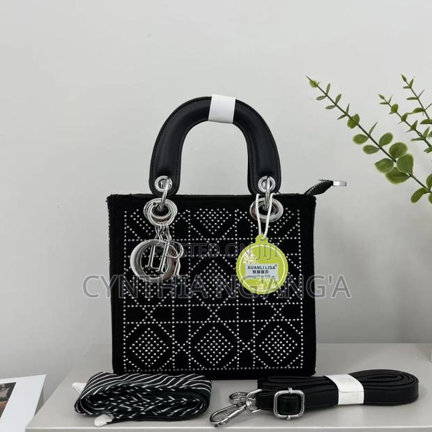 Elegant and Classy Bags - thumbnail 11