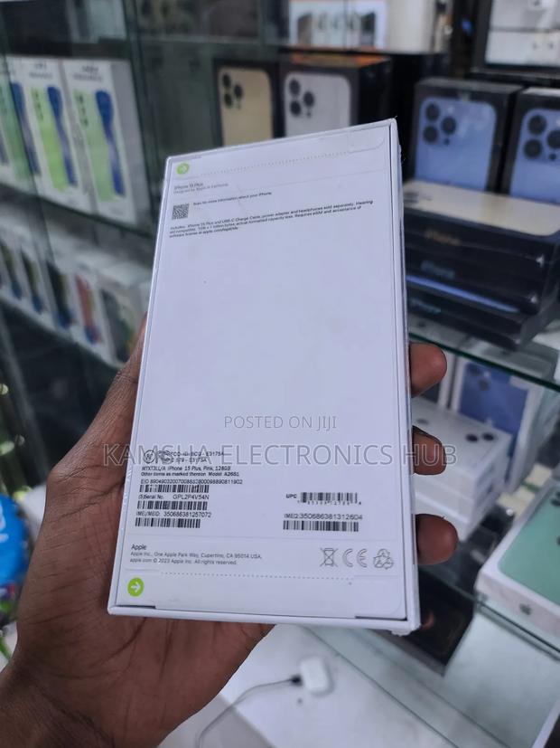 New Apple iPhone 15 Plus 128 GB Pink - thumbnail 3