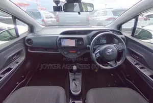 Toyota Vitz 1.5 FWD Hybrid 5dr 2019 Silver