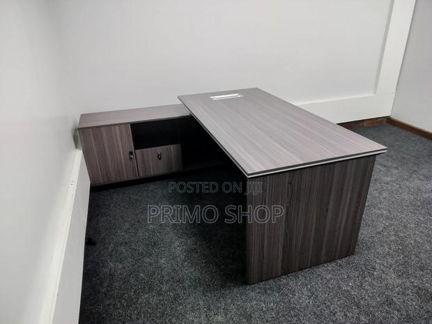 Office Desk : 1.8m Executive Office Desk With Spacious Work Surface - thumbnail 5