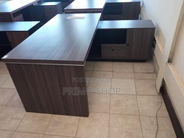 Office Desk : 1.8m Executive Office Desk With Spacious Work Surface - thumbnail 6