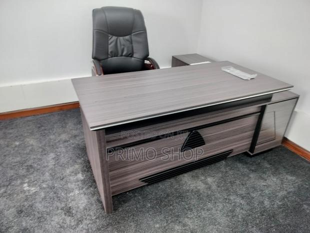 Office Desk : 1.8m Executive Office Desk With Spacious Work Surface - thumbnail 7