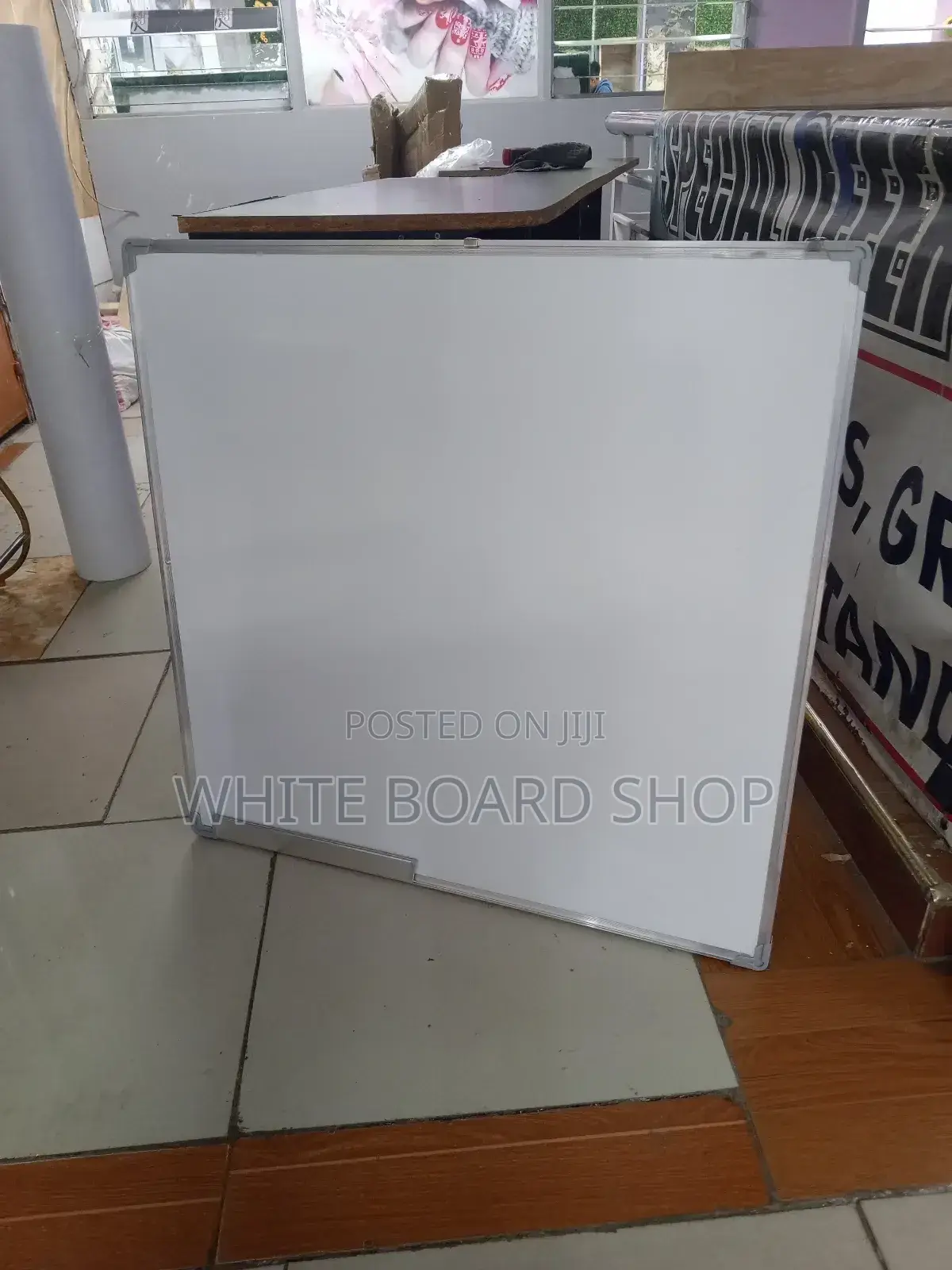 90cm X 90cm Imported Magnetic Whiteboard for Special Space