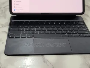 Apple iPad Pro 13 (2025) 256 GB Gray