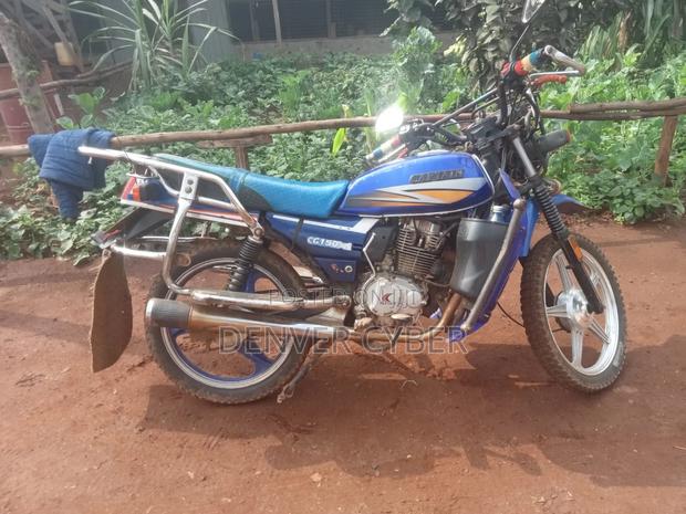 Captain CP150-10 2017 Blue - main view