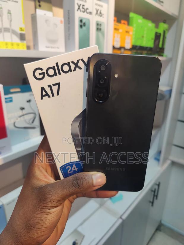 New Samsung Galaxy A17 128 GB Black - main view