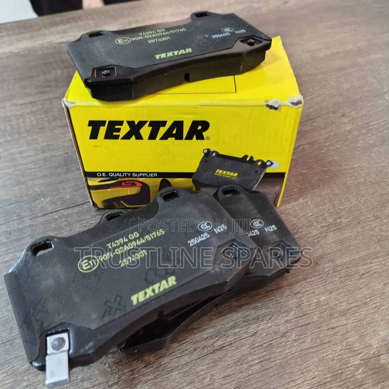 Textar Front Brake Pads for Audi Q5 – Smooth Oem Braking Control