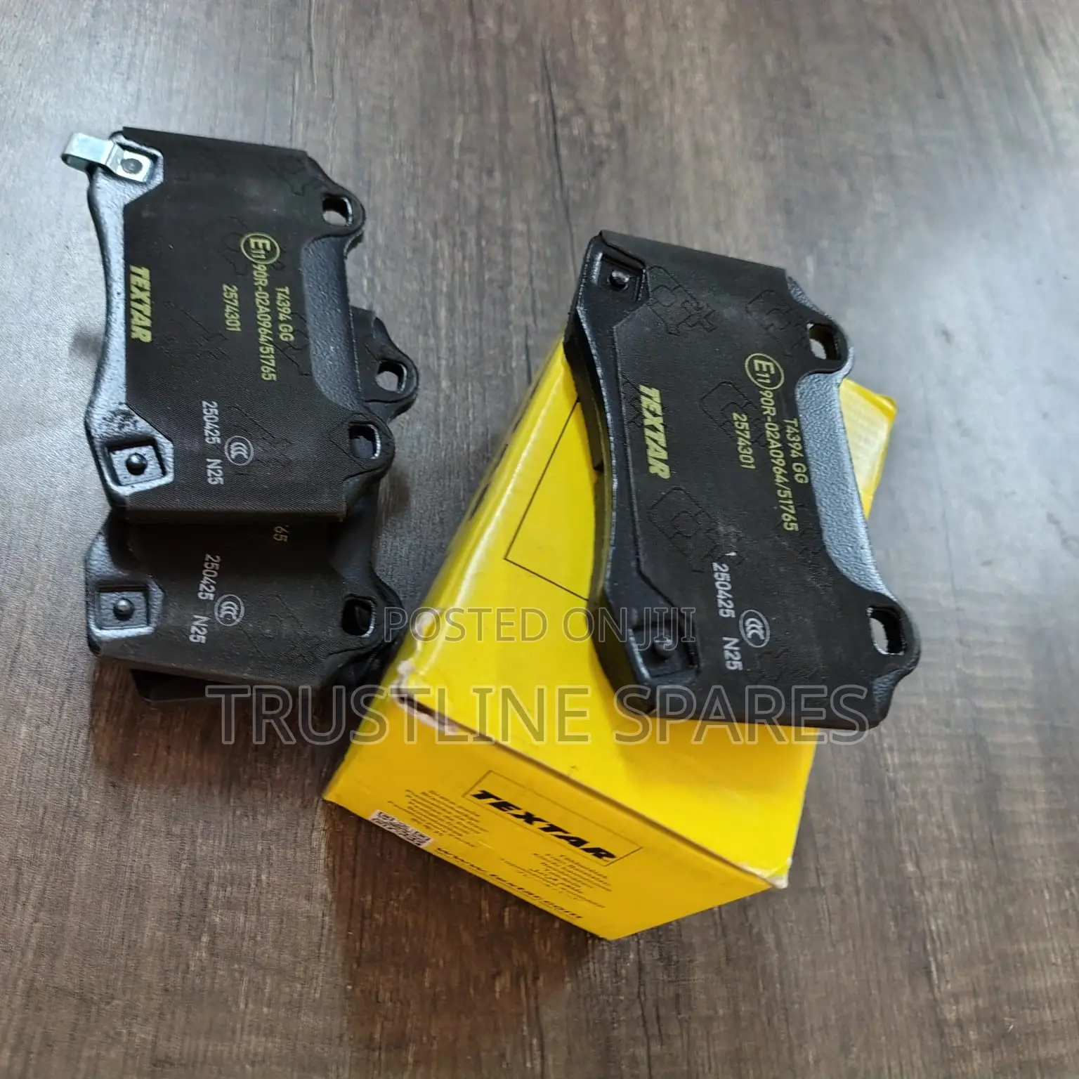 Textar Front Brake Pads for Vw Touareg