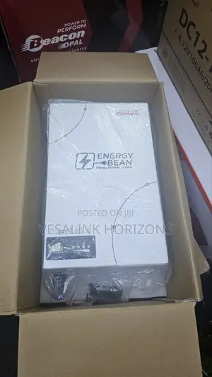 Portable Power Station 1000wh Chargeable by Solar and Municipal Power