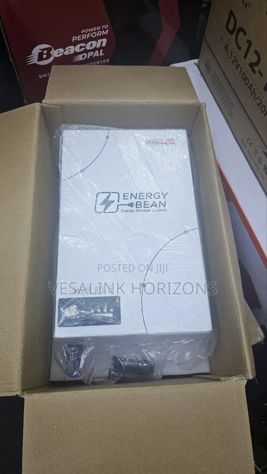 Portable Power Station 1000wh Chargeable by Solar and Municipal Power