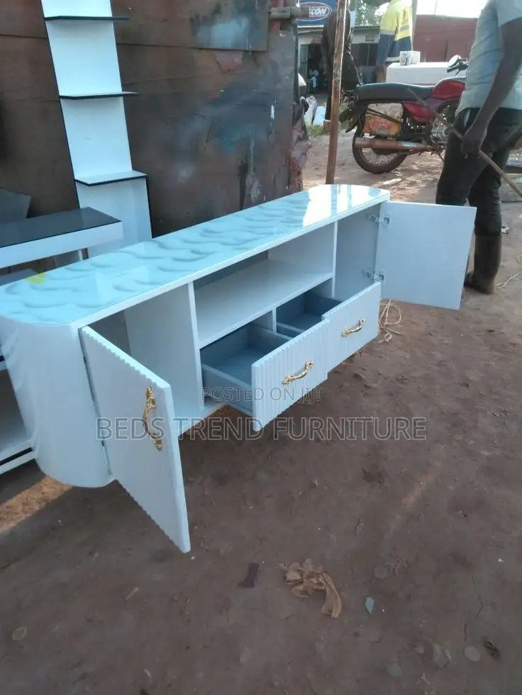 Durable White Tv Stand