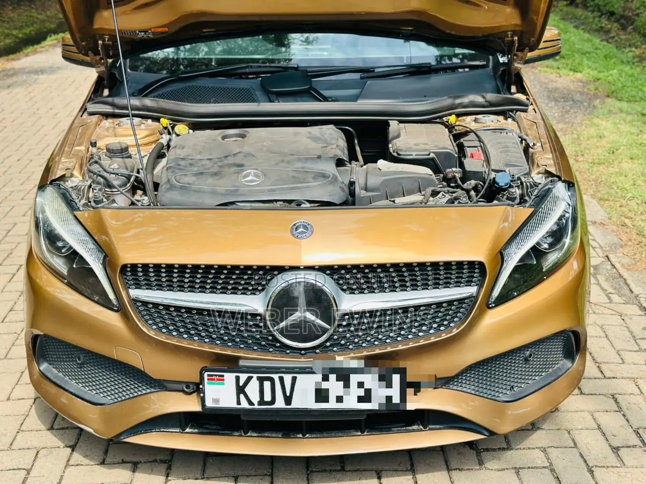 Mercedes-Benz A-Class 2017 Gold