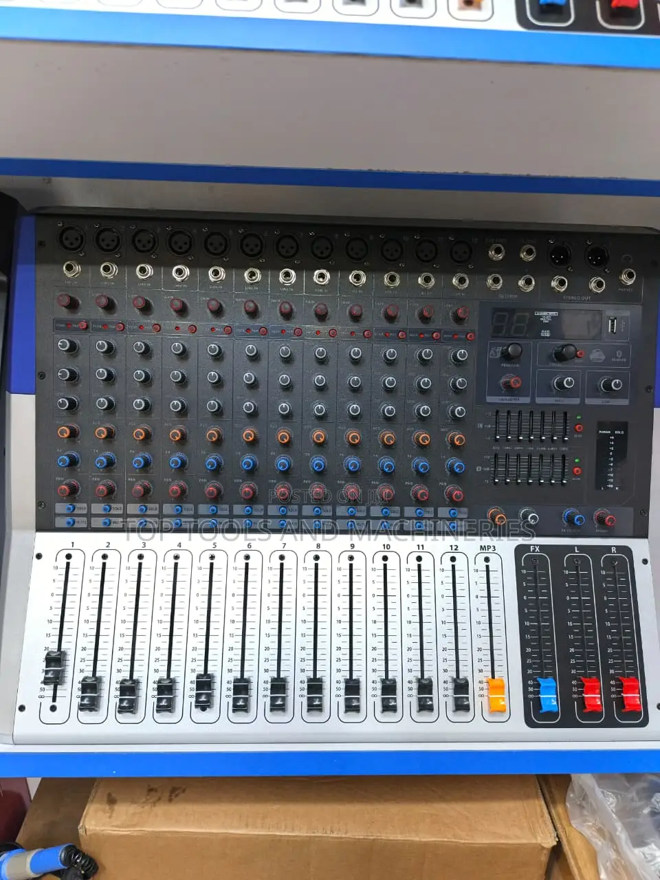 Sound Craftkv-120 12 Channel Powered Mixer