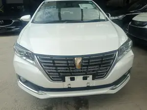Toyota Premio 2.0 FWD 2016 White