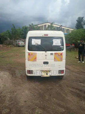 Suzuki APV Minibus 2015 White