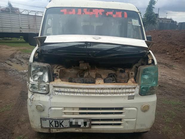 Suzuki APV Minibus 2015 White - thumbnail 3