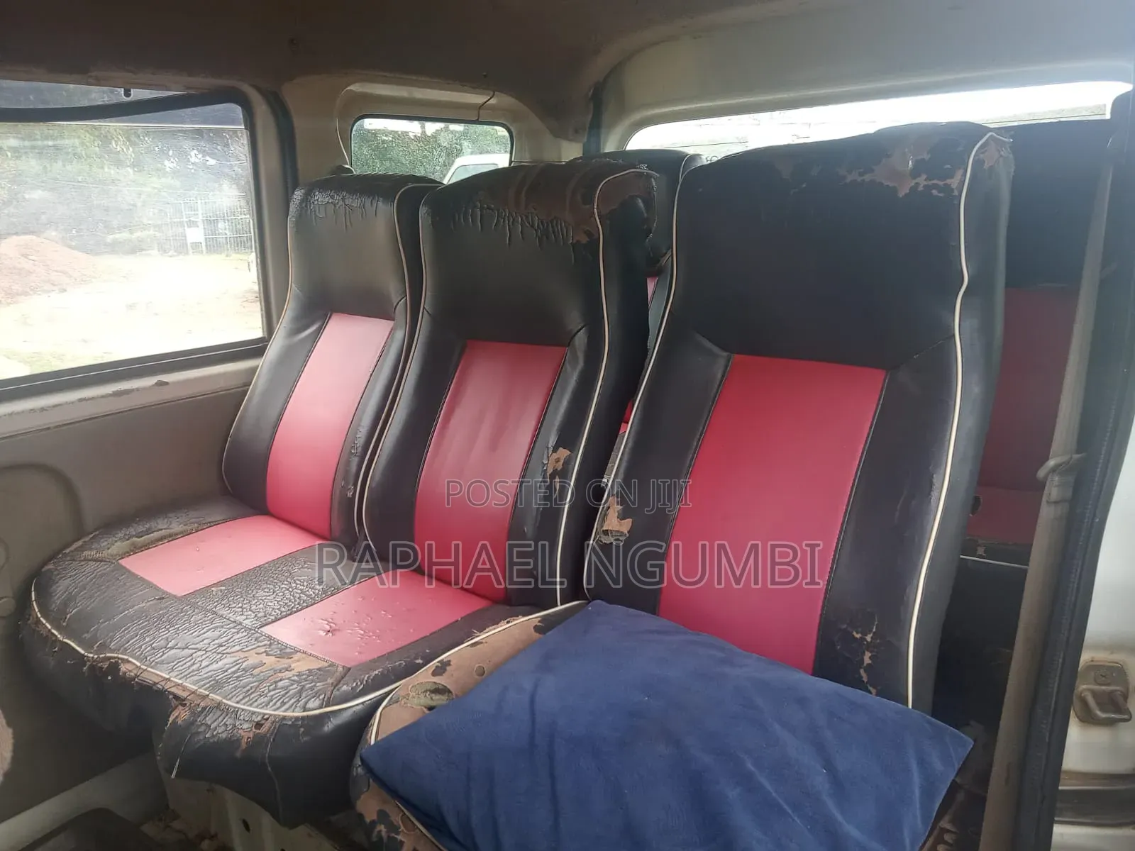 Suzuki APV Minibus 2015 White