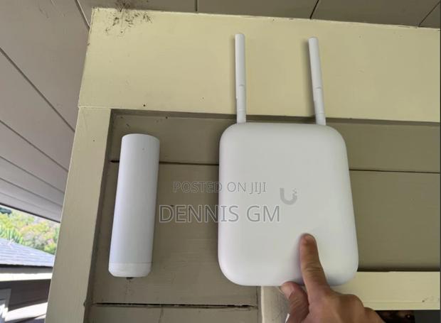 Ubiquiti U7 Pro Outdoor Access Point - main view