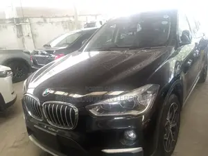 BMW X1 xDrive28i AWD 2017 Black