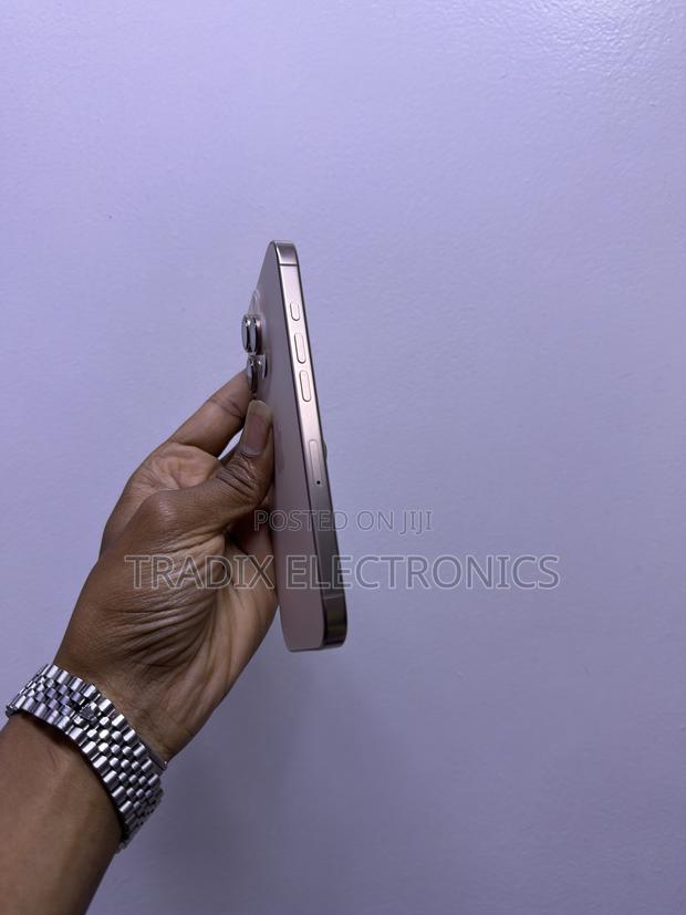 Apple iPhone 16 Pro 256 GB Rose Gold - thumbnail 4